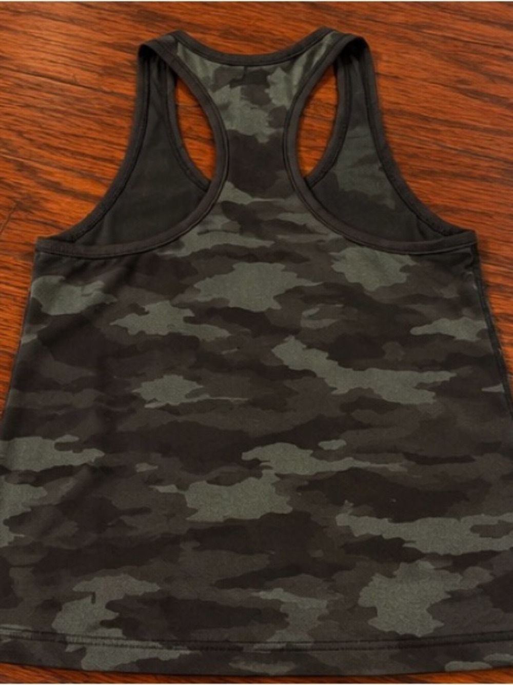 Label Inside Activewear - Picture 2 of 6